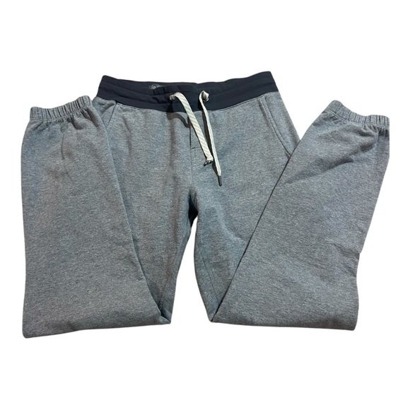 Vuori Laguna French Terry Jogger Sweatpants XS Gray Monochrome - Picture 2 of 6